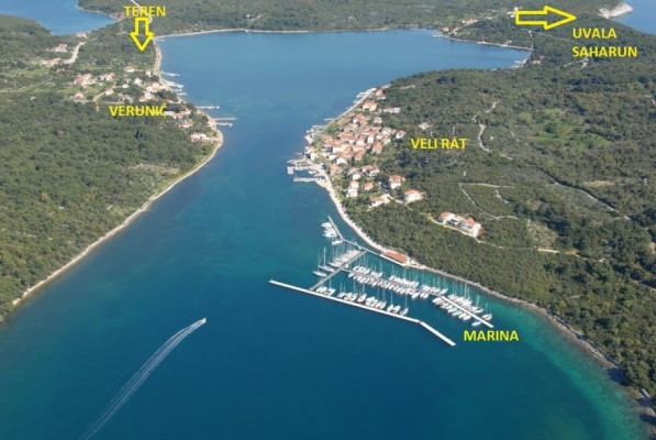 Dugi Otok - Verunić, prekrasan teren uz more