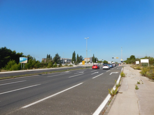 Zadar, Gaženica, na izlazu iz grada zemljište